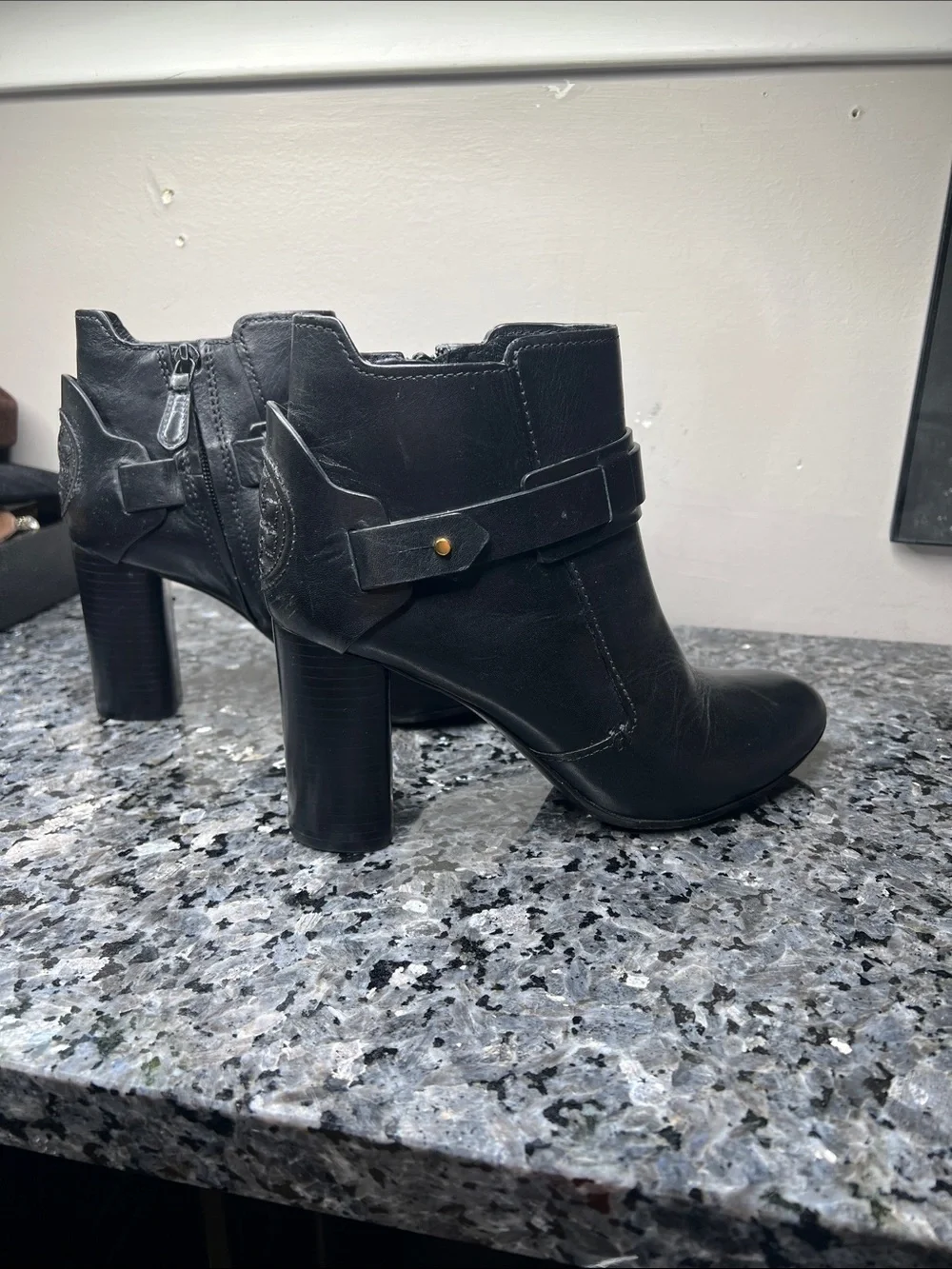 Tory Burch Sz 7 Colton 85mm Black Leather Ankle Boots 3” Block Heel